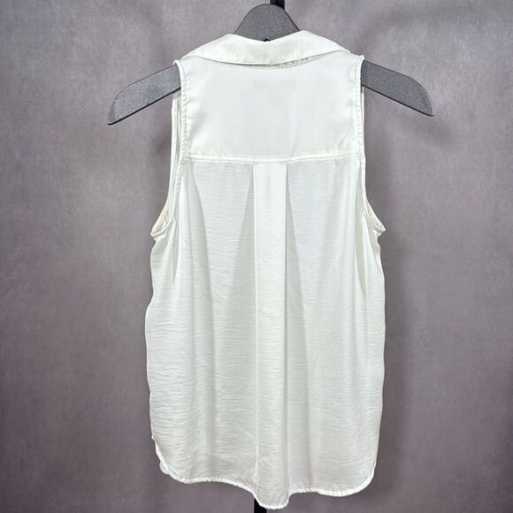 Banana Republic white Sleeveless Button-Up Tank - Picture 3 of 4